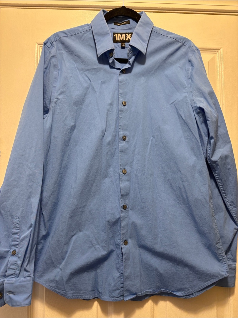 Express Men's Light Blue Long-Sleeve Button-Up Dress Shirt